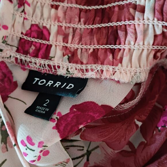 Torrid Smocked Mock Neck Long Sleeve Chiffon Floral Blouse 2X - Picture 8 of 8